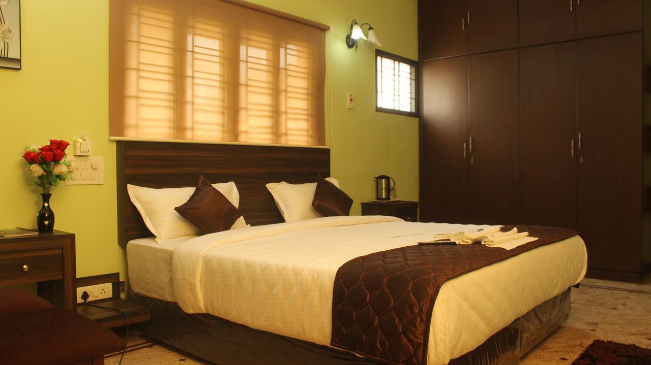 Hotel I-Way Residency Perungudi Chennai Esterno foto