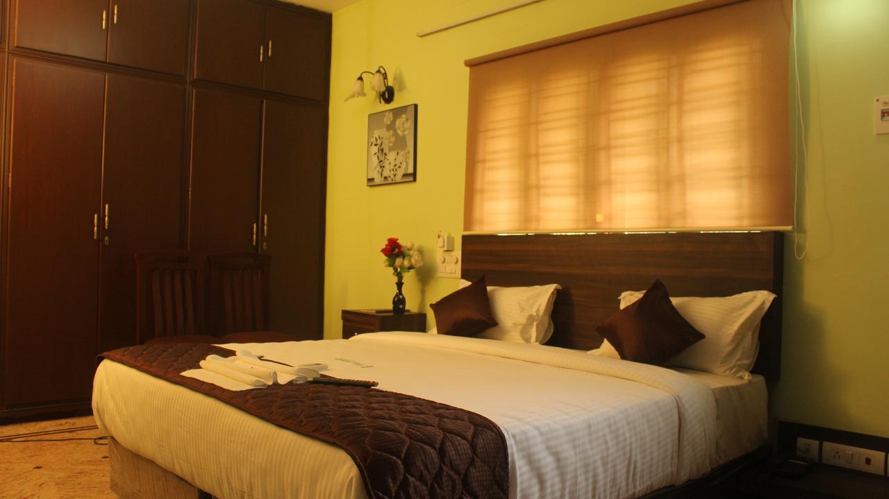 Hotel I-Way Residency Perungudi Chennai Esterno foto